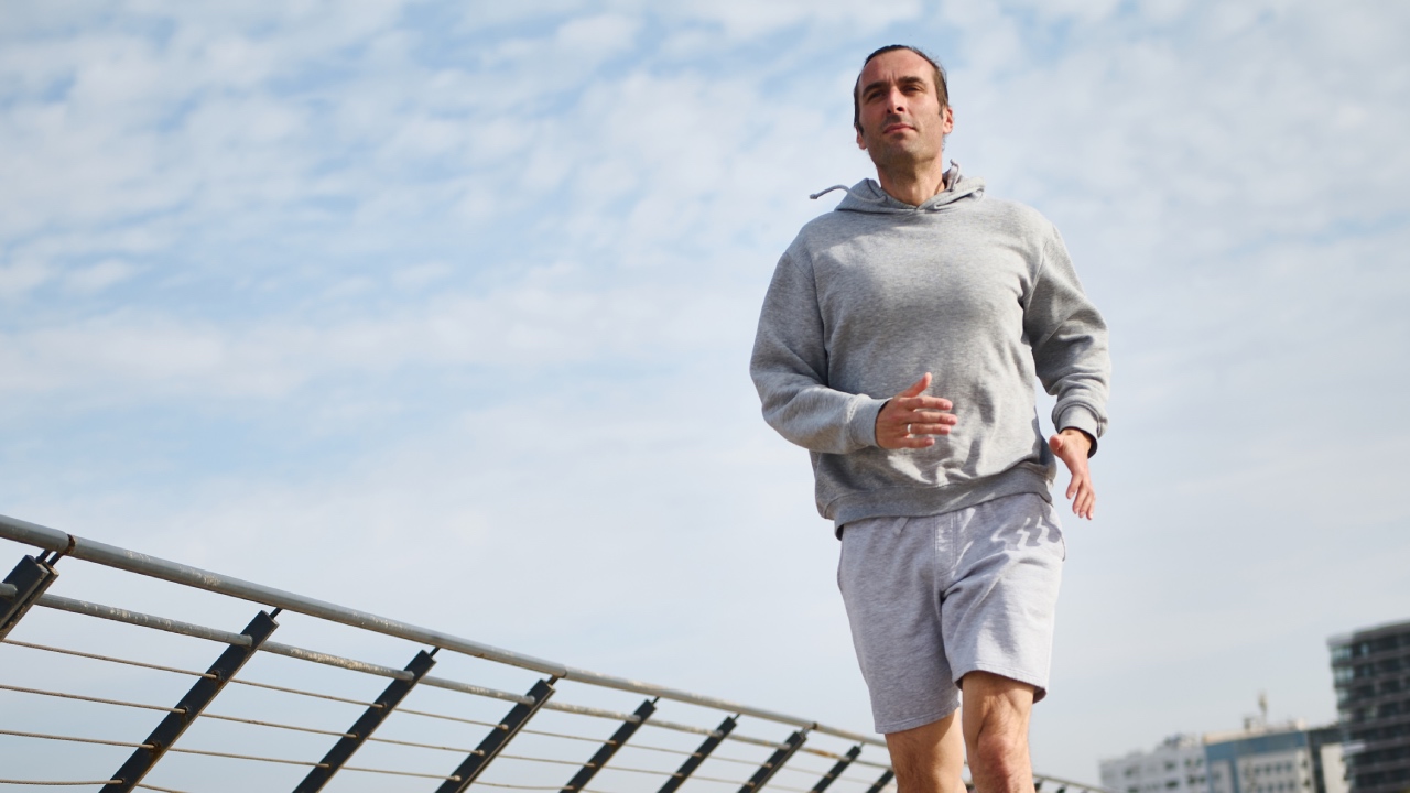 From maxing out to slowing down, how much do heart rates vary across sports?