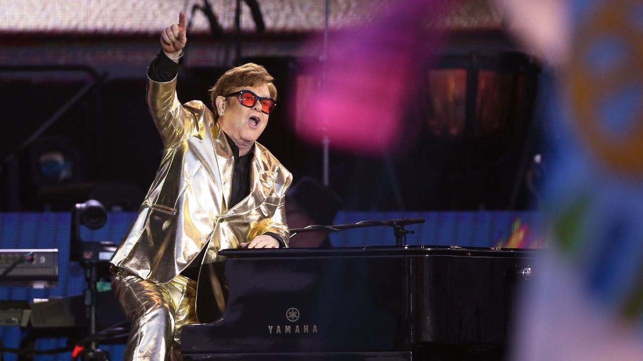 "Not much of me left": Elton John's grim health confession