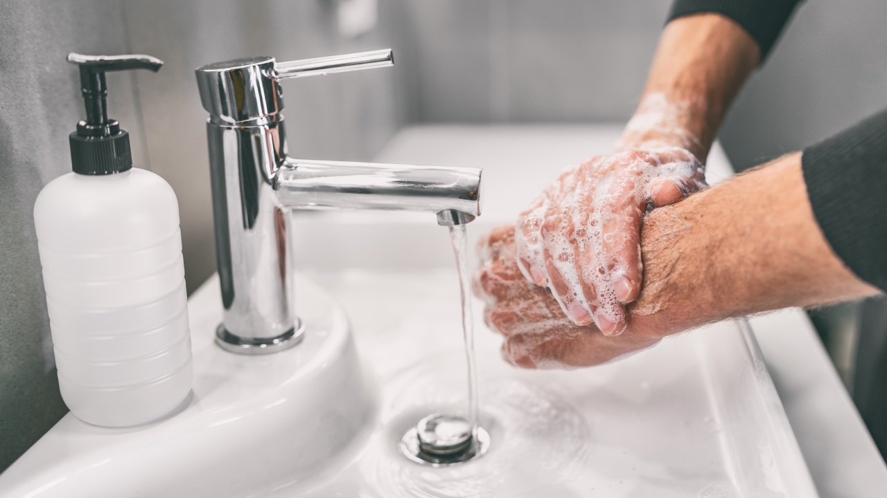 1 in 5 Australians admit they don’t wash their hands every time they use the toilet