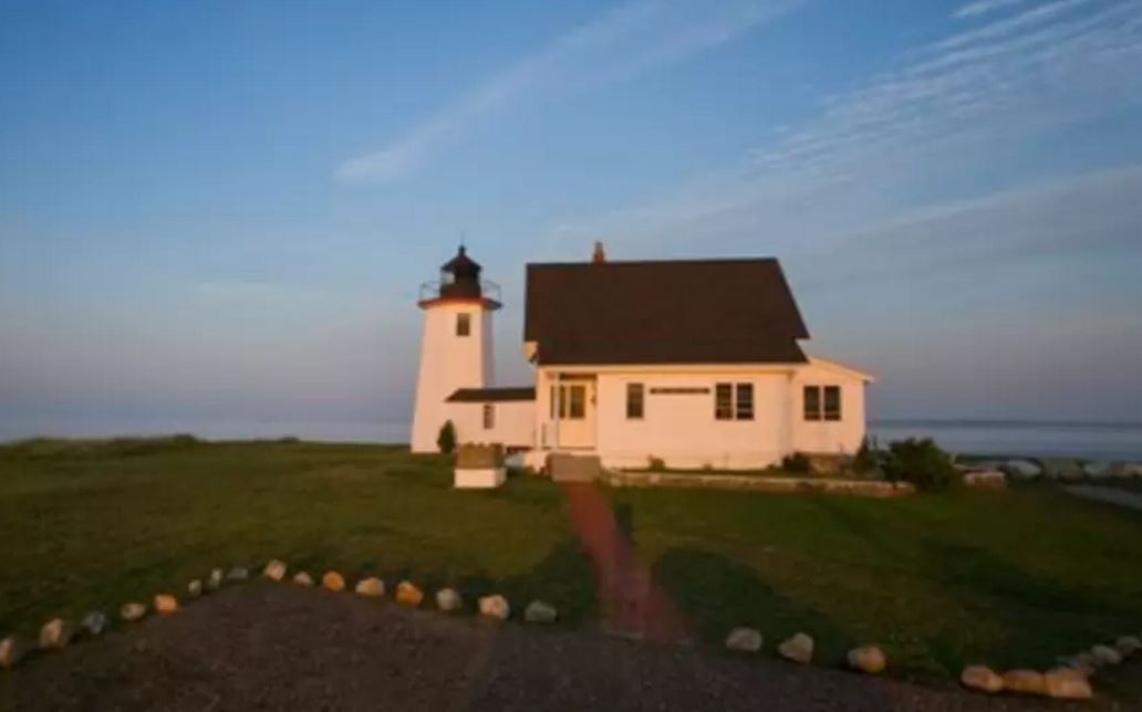 4 Lighthouses Converted Into Luxury Cottages | OverSixty