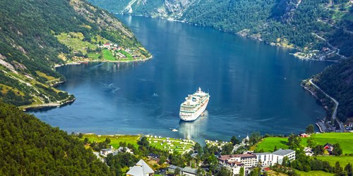 cruise myths