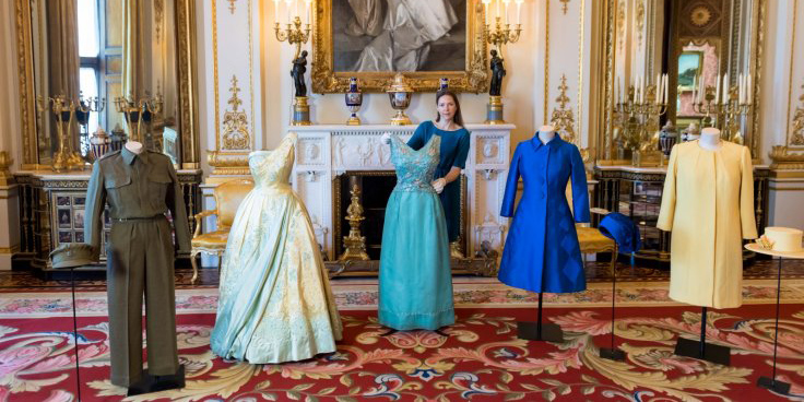 90 Years Of The Queen’s Fashion Goes On Display At Buckingham Palace ...