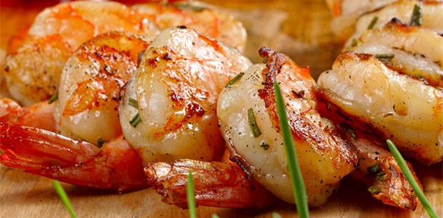 Barbecued prawns with a twist
