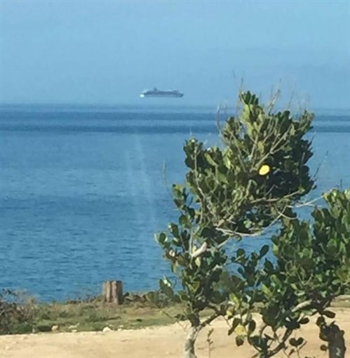 Cruise -ship -in -text