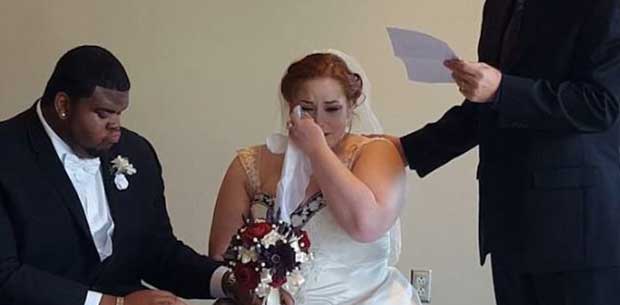 Emotional moment bride reads late father’s letter he wrote for her wedding day