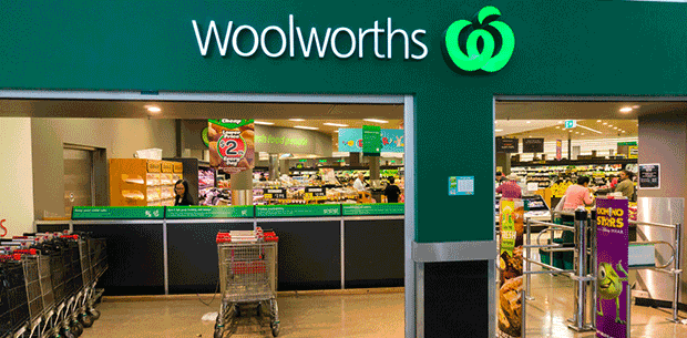“Check your receipts”: Shopper issues Woolworths plastic bag warning