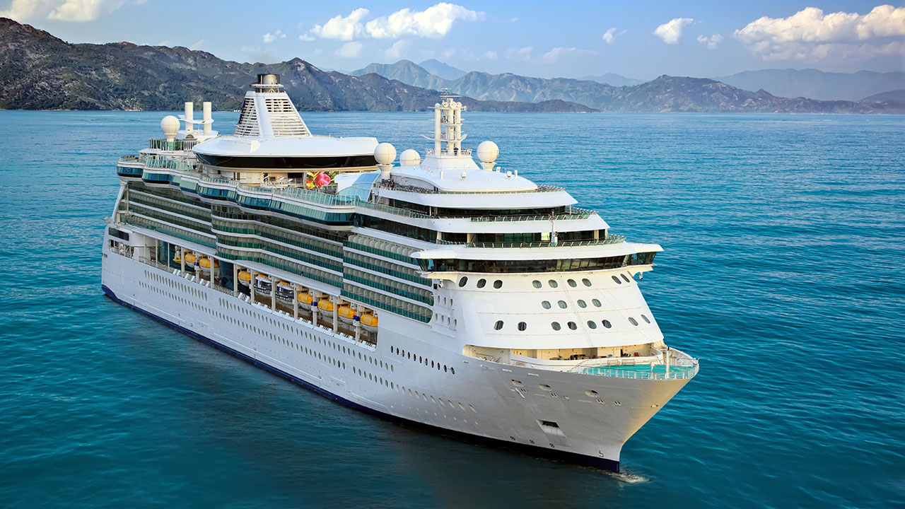 Cruise ship passenger charged after trying to throw partner overboard ...