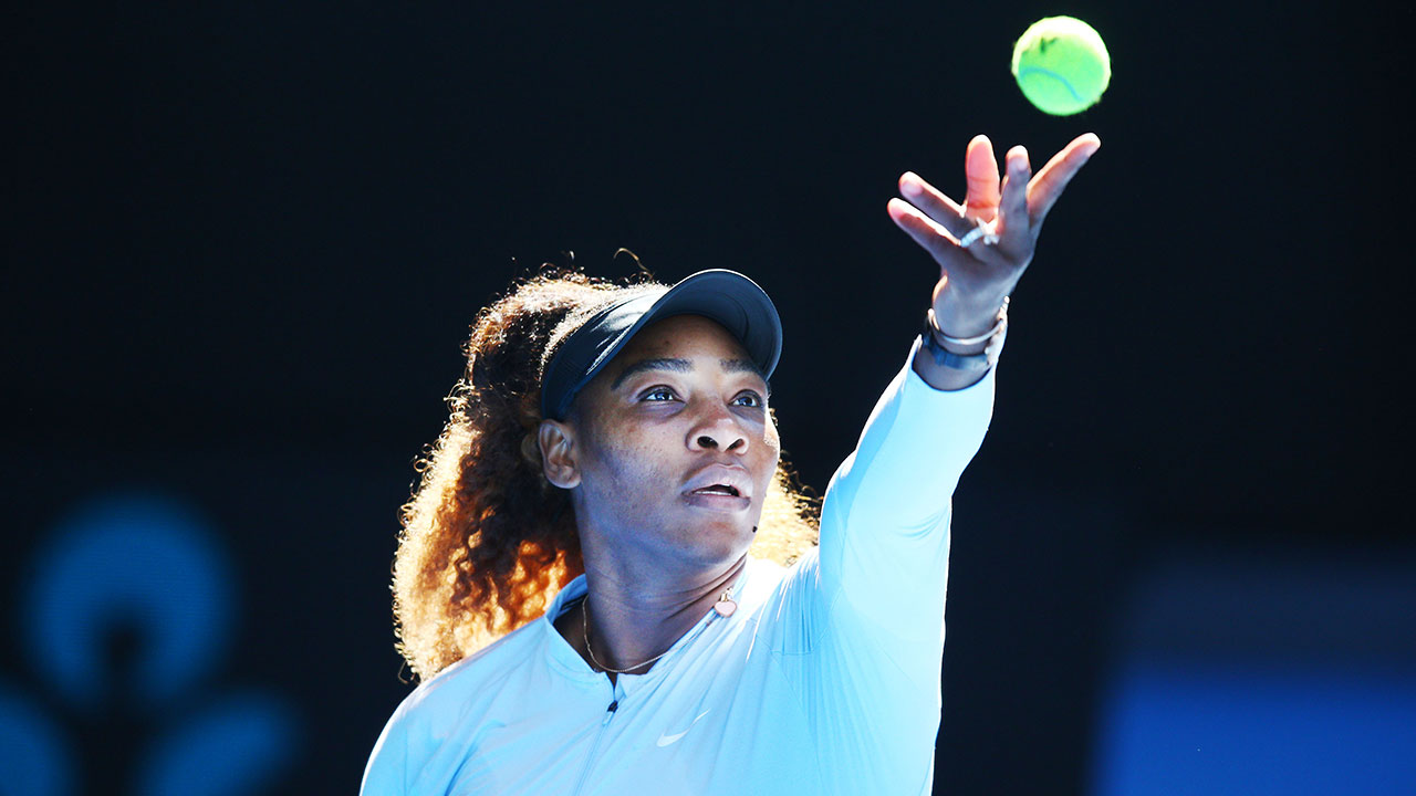 Serena Williams makes bold fashion statement at Australian Open
