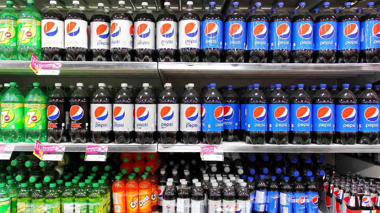 “Diet” drinks linked to increased risk of dementia and stroke