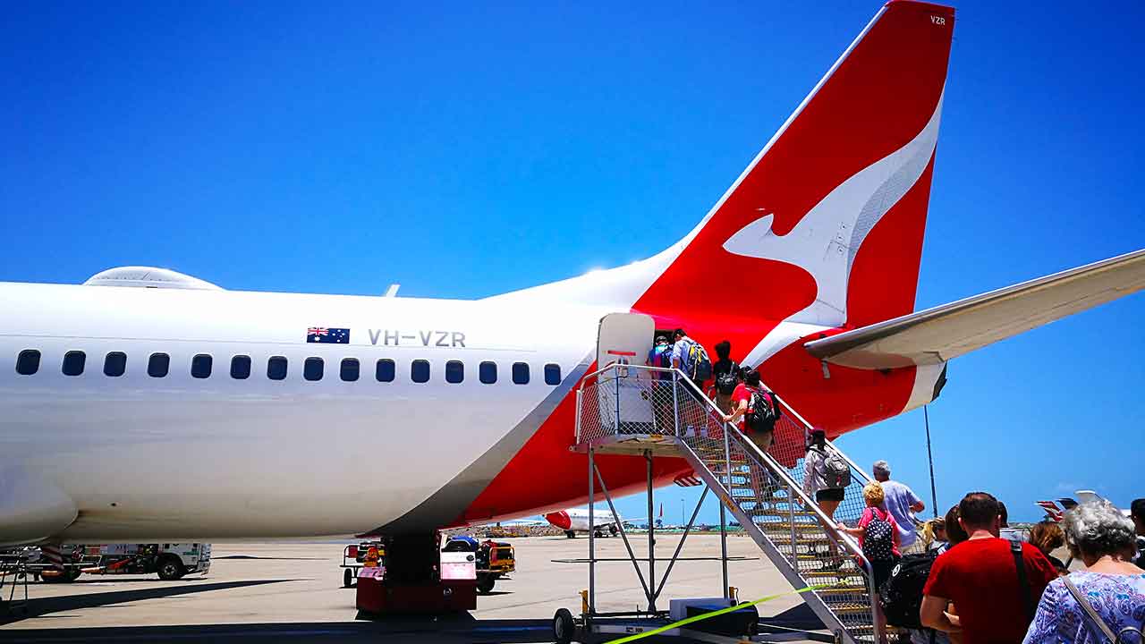 Good news: Qantas provides new solution to overbooked flights