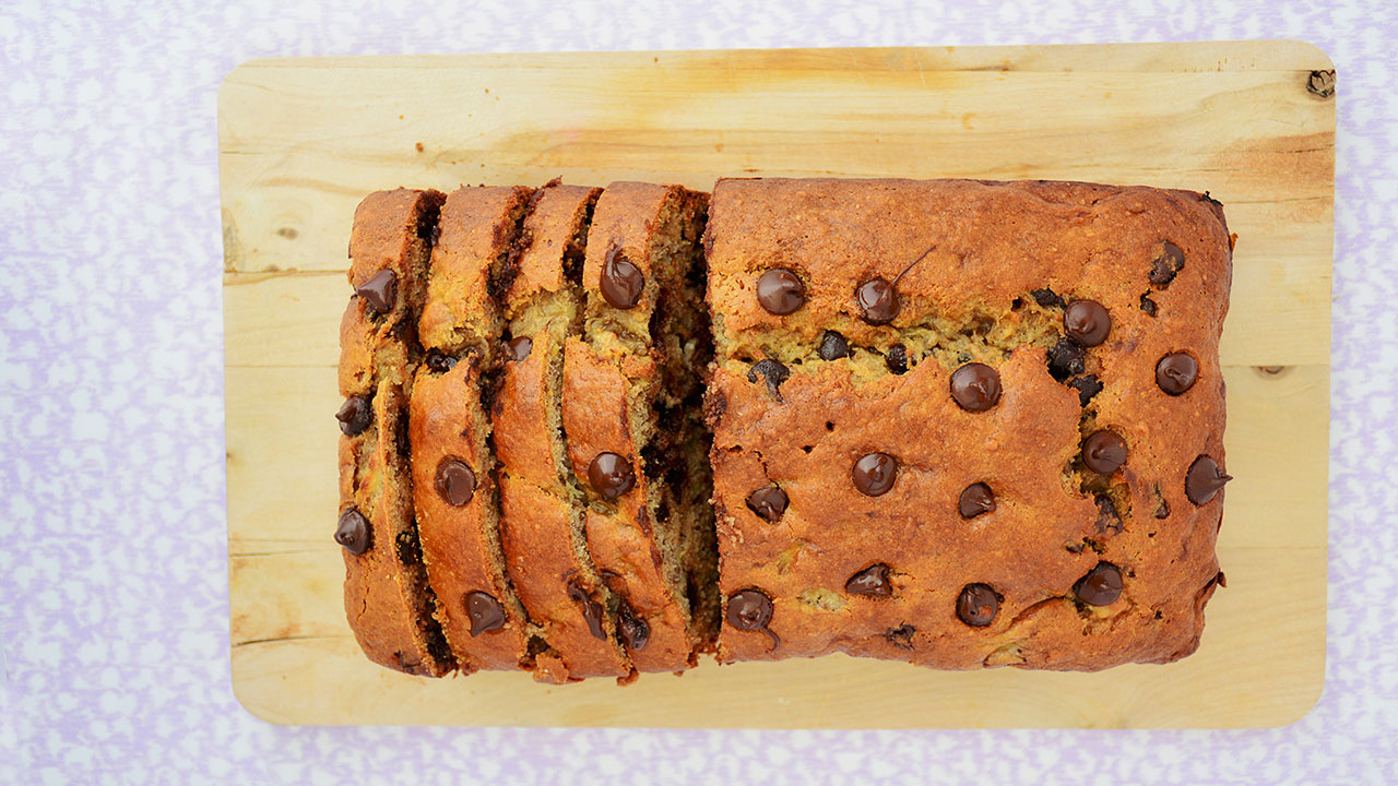 The most deliciously soft chocolate chip banana bread