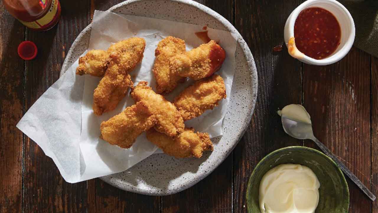 Tasty finger food: Crumbed chicken ribs