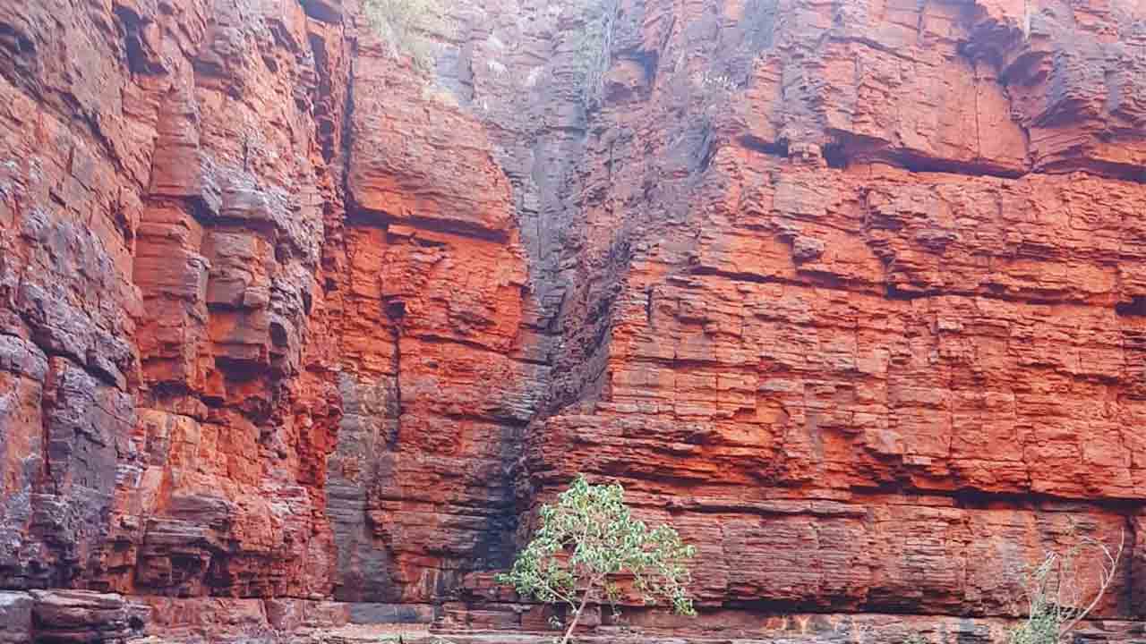 6 Natural Aussie Wonders Everyone Should See Once In Their Lifetime Oversixty