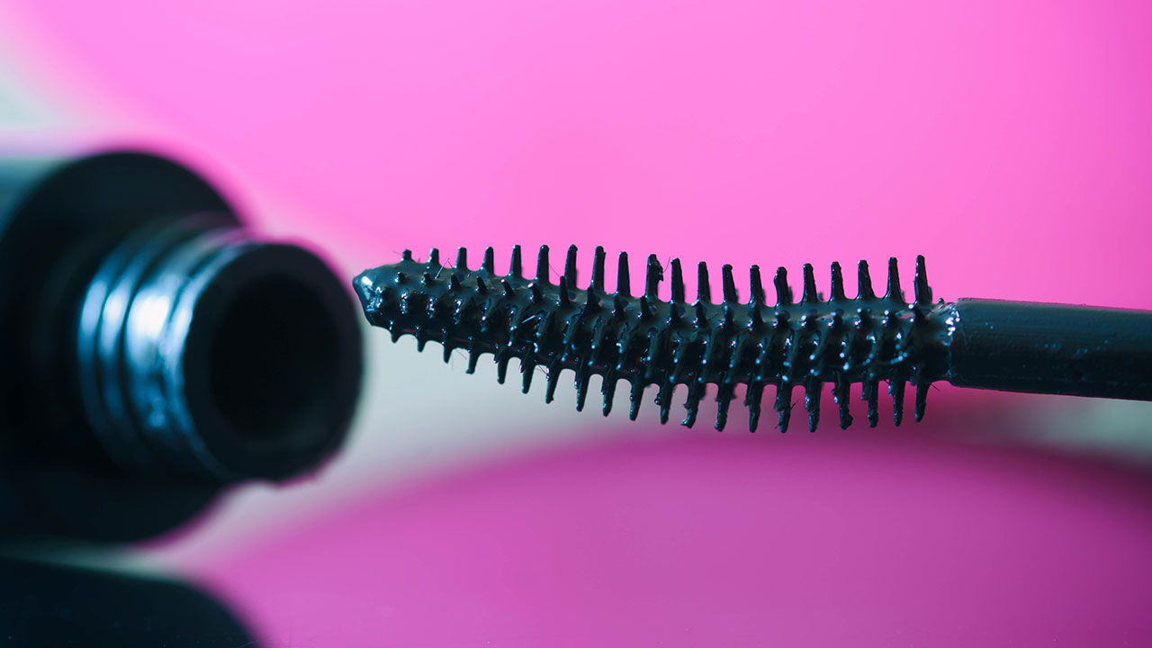 Why you shouldn't throw away your old mascara wands