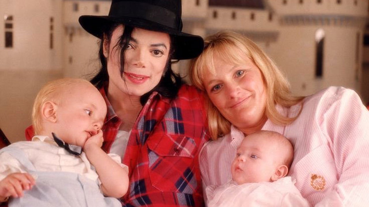 Michael Jackson Wife Debbie Michael Jackson S Ex Debbie Rowe Sparked 