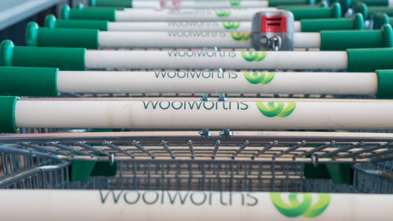 Mother admits to stealing Woolworths donations for firefighters