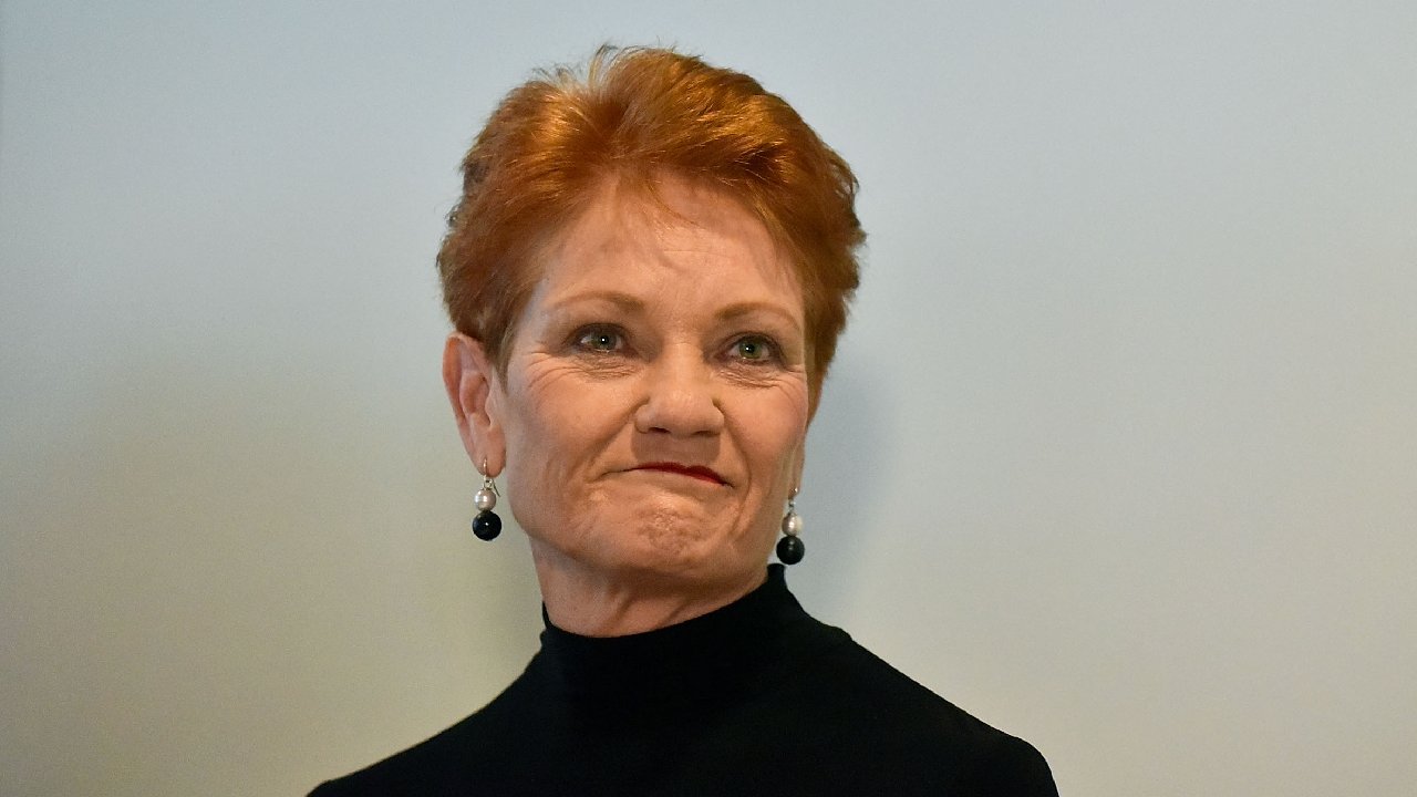 Pauline Hanson caught on camera "questioning" Port Arthur tragedy