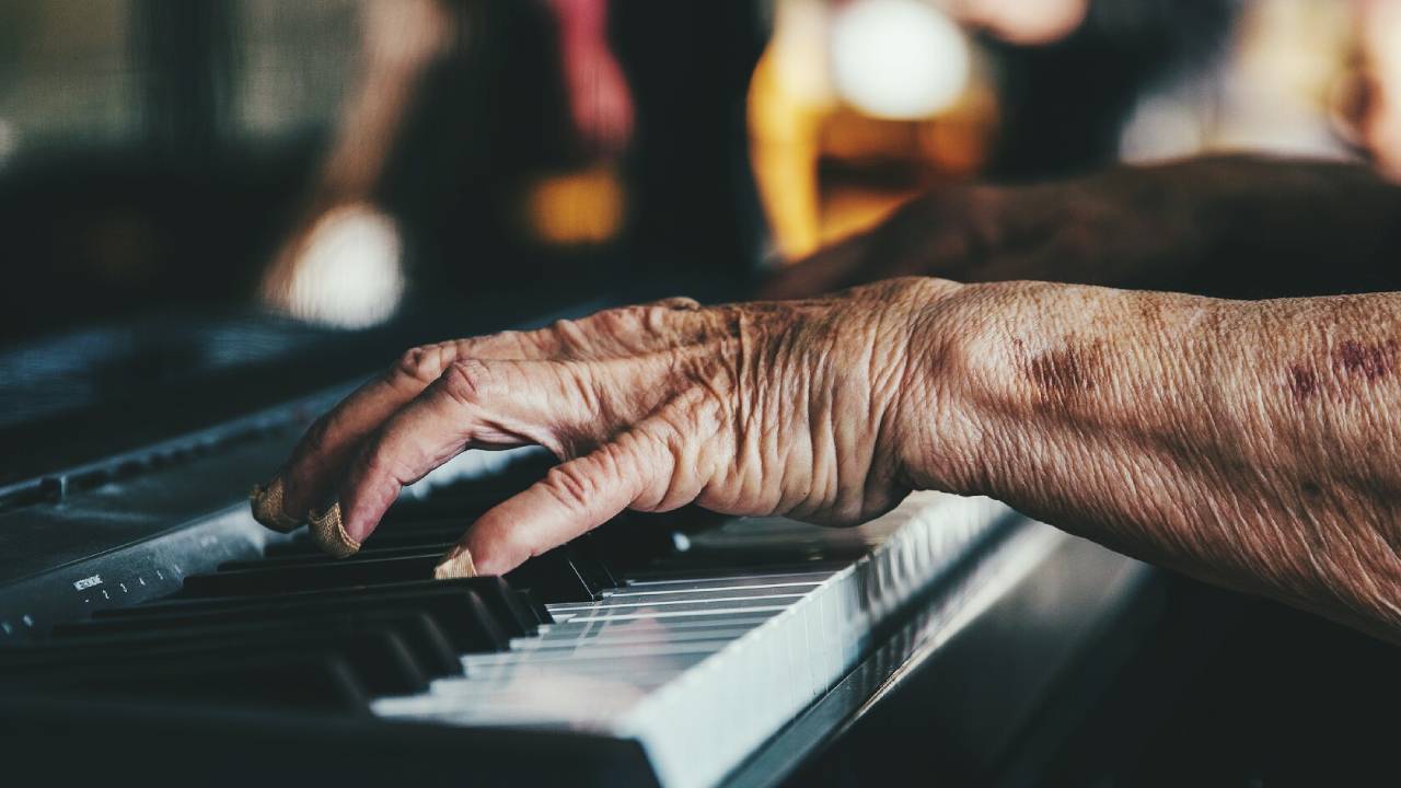 This hospital uses piano music to boost the mood and mental health of patients