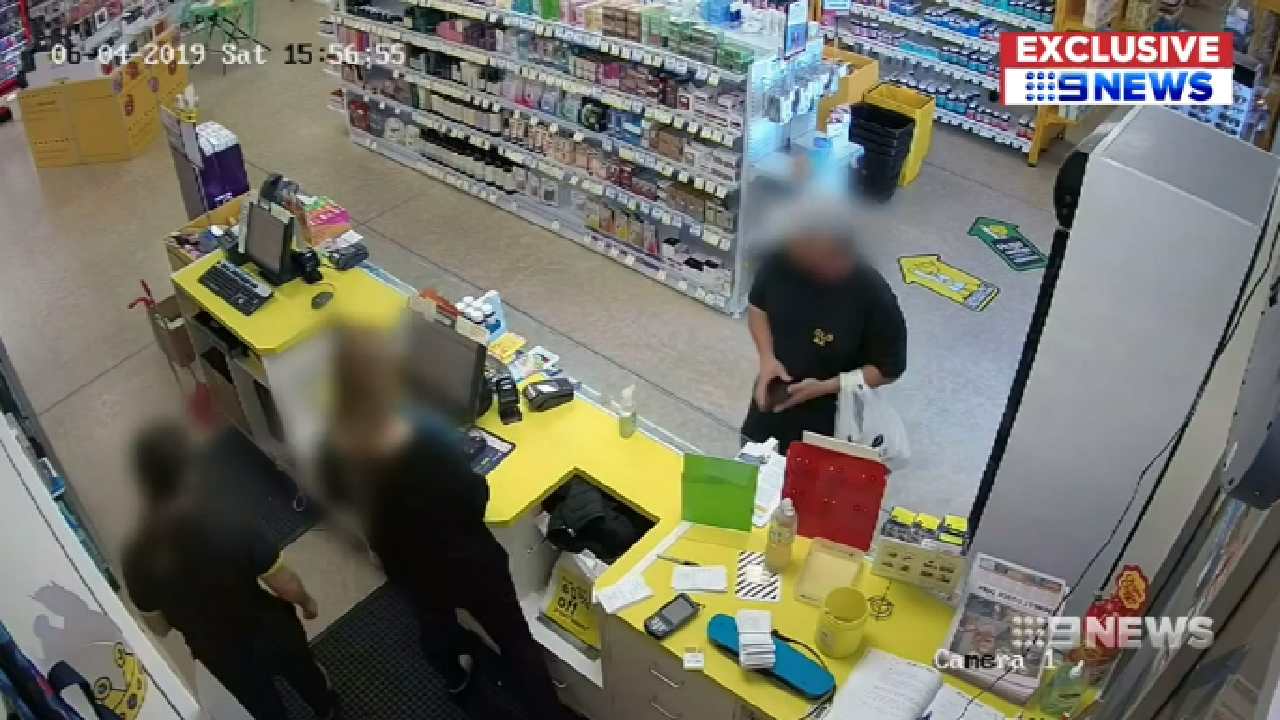 Scammer cheats pharmacy cashier out of $50 with "magic trick"