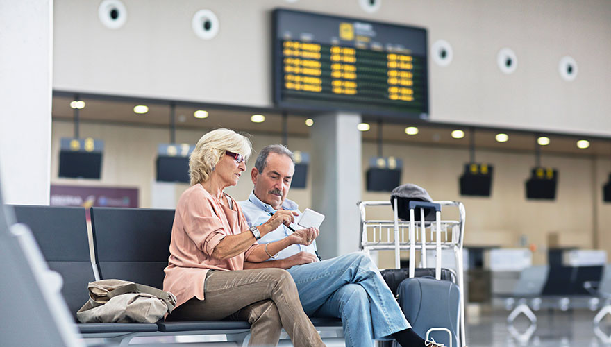 13 things smart travellers always do before a flight