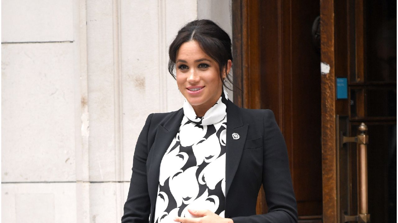 Iconic pregnancy style secrets: Duchess Meghan's surprisingly simple ...