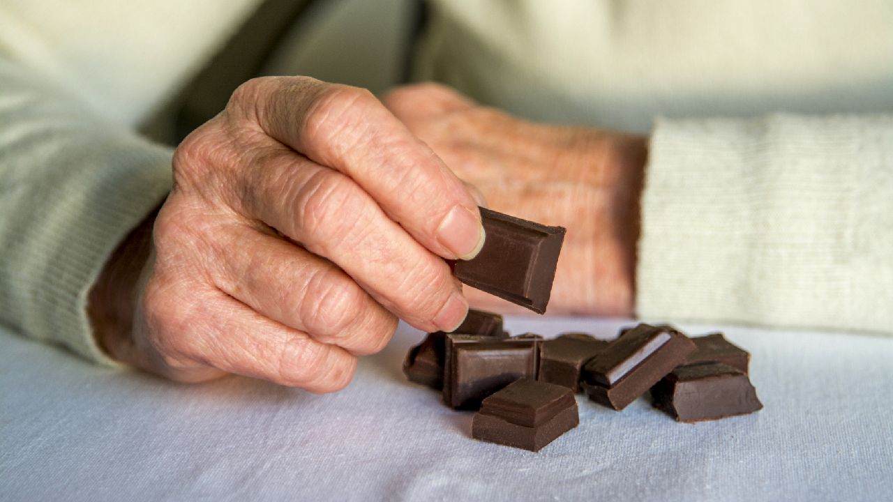 Are regular chocolate eaters really thinner?