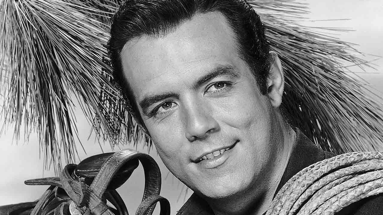 Remembering Bonanza's Pernell Roberts