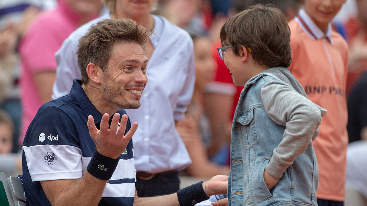 The heart-wrenching moment son runs out to tennis star dad at French Open