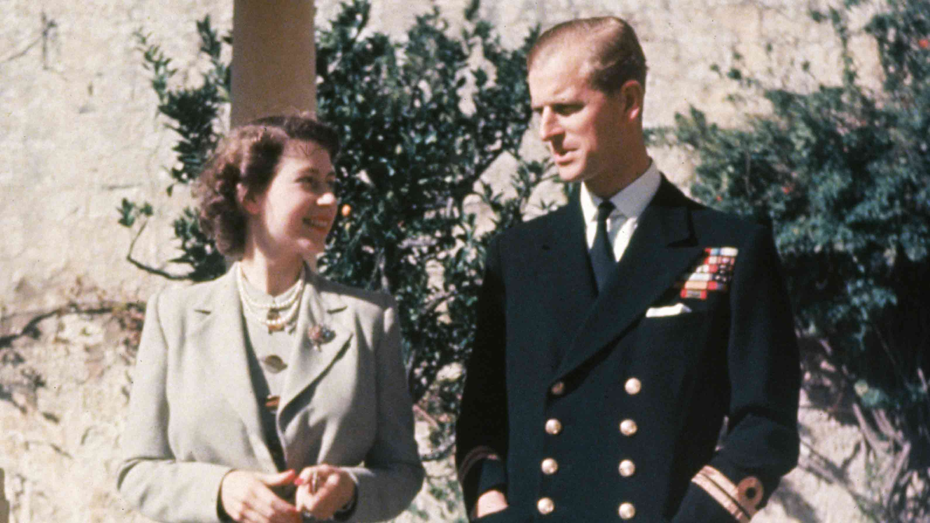 ROYAL SALE: The Queen and Prince Philip's first marital home goes under the hammer