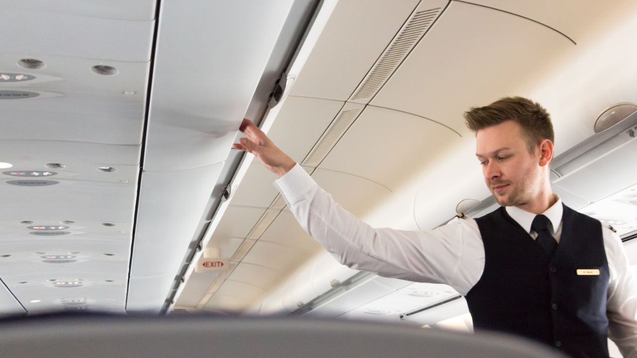 4 things your flight attendant wishes you knew