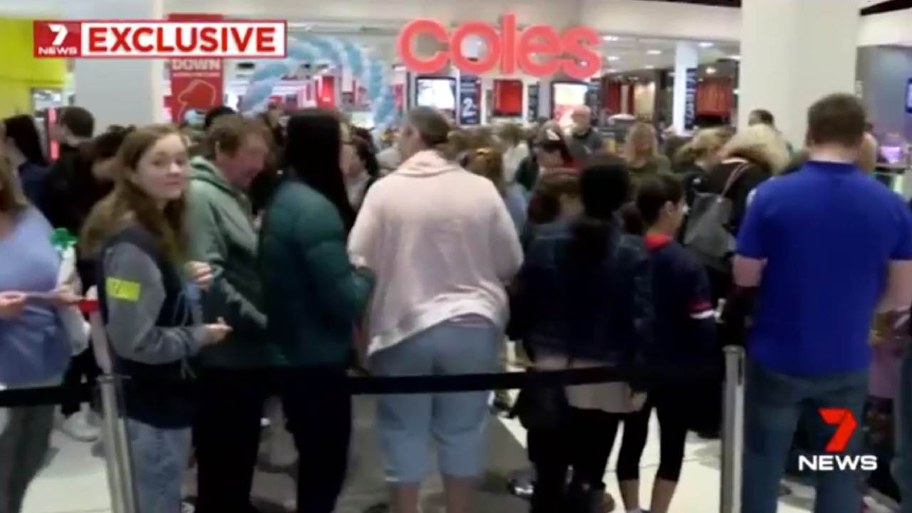 "Pure chaos" at Coles: Shoppers cause a frenzy over latest craze