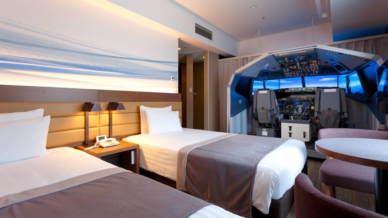 The Japanese hotel room that comes with a life-size flight simulator