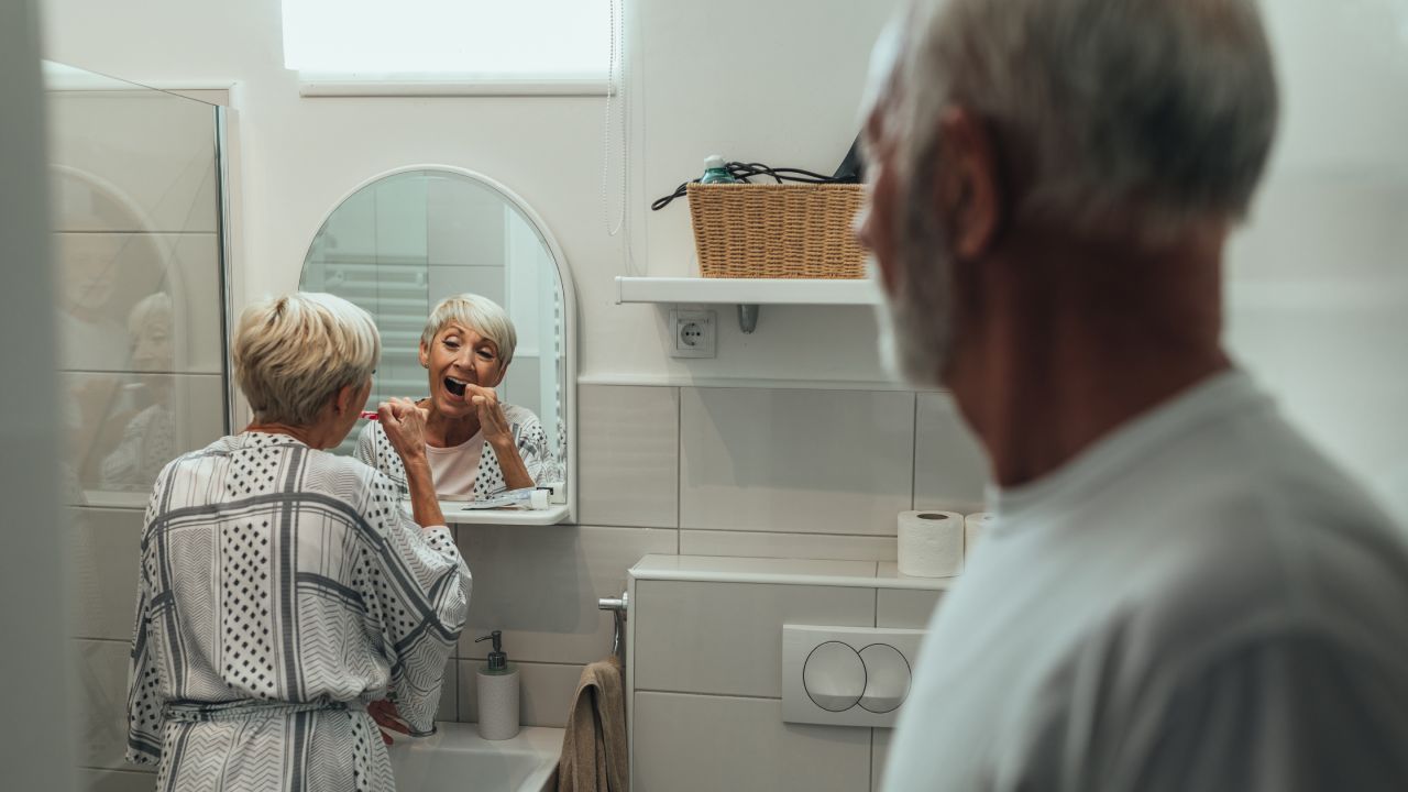 Silent protest: This wife hasn't washed her husband's towel for 3 months