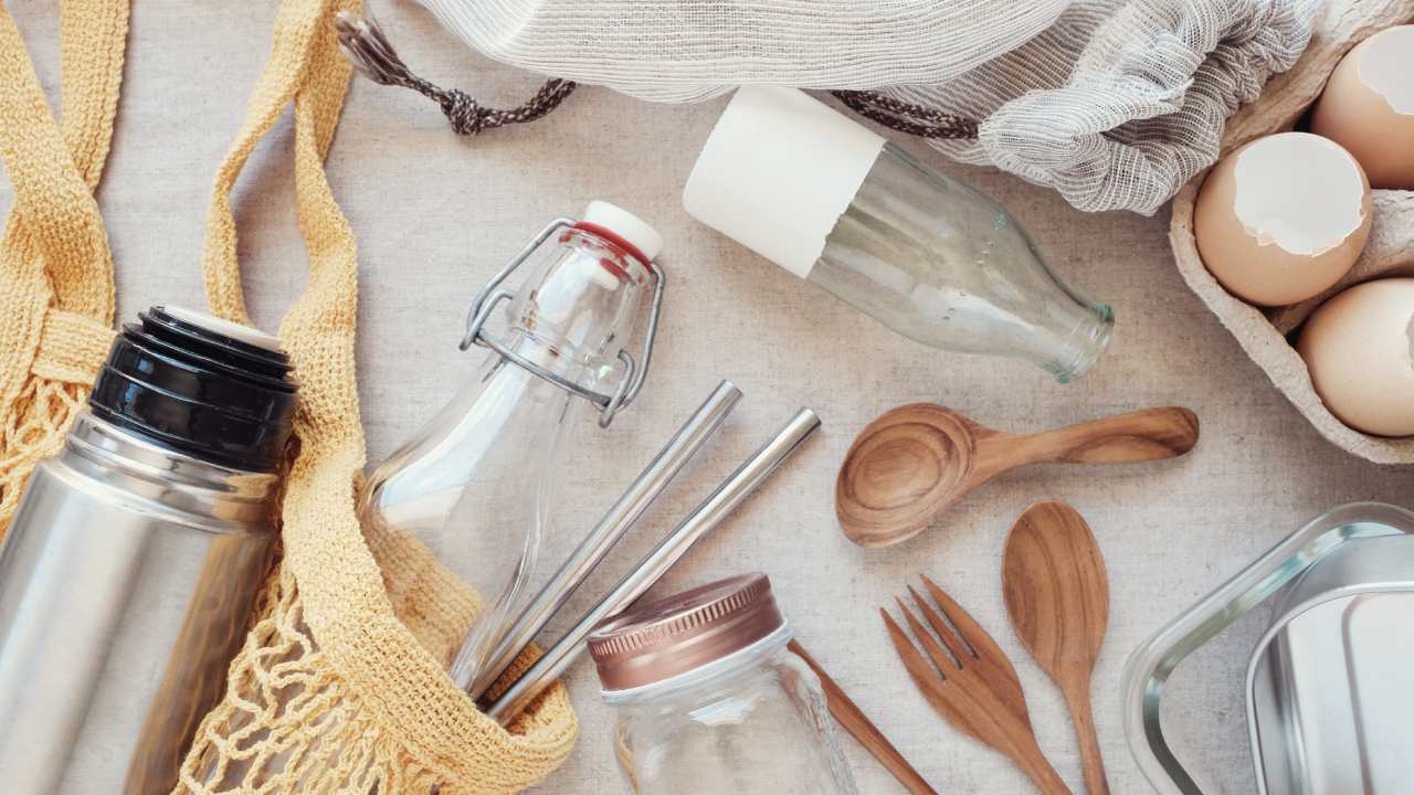 How to save hundreds this year by going plastic free