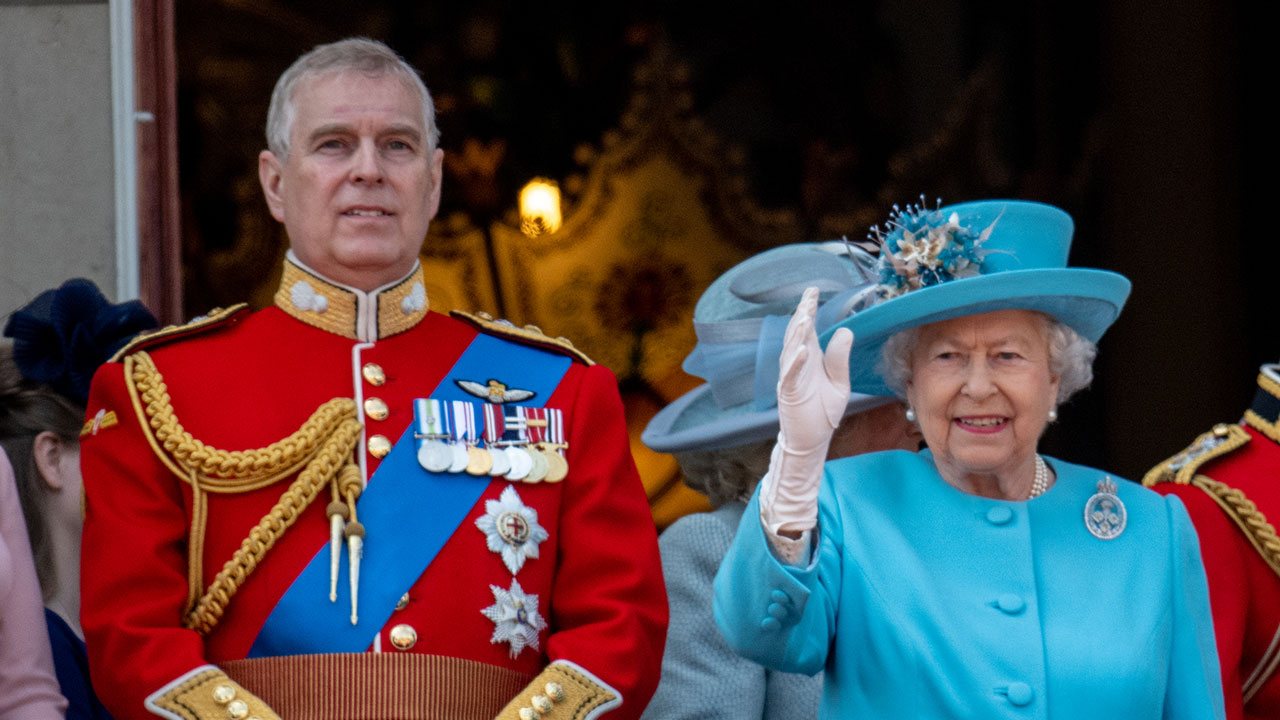 Queen Elizabeth supports Prince Andrew amid Jeffrey Epstein sex scandal