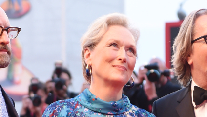 Meryl Streep steals the red carpet in unique and bold gown