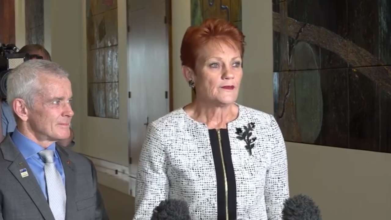 “Unbearable”: Pauline Hanson breaks down in tears and thanks Scott Morrison