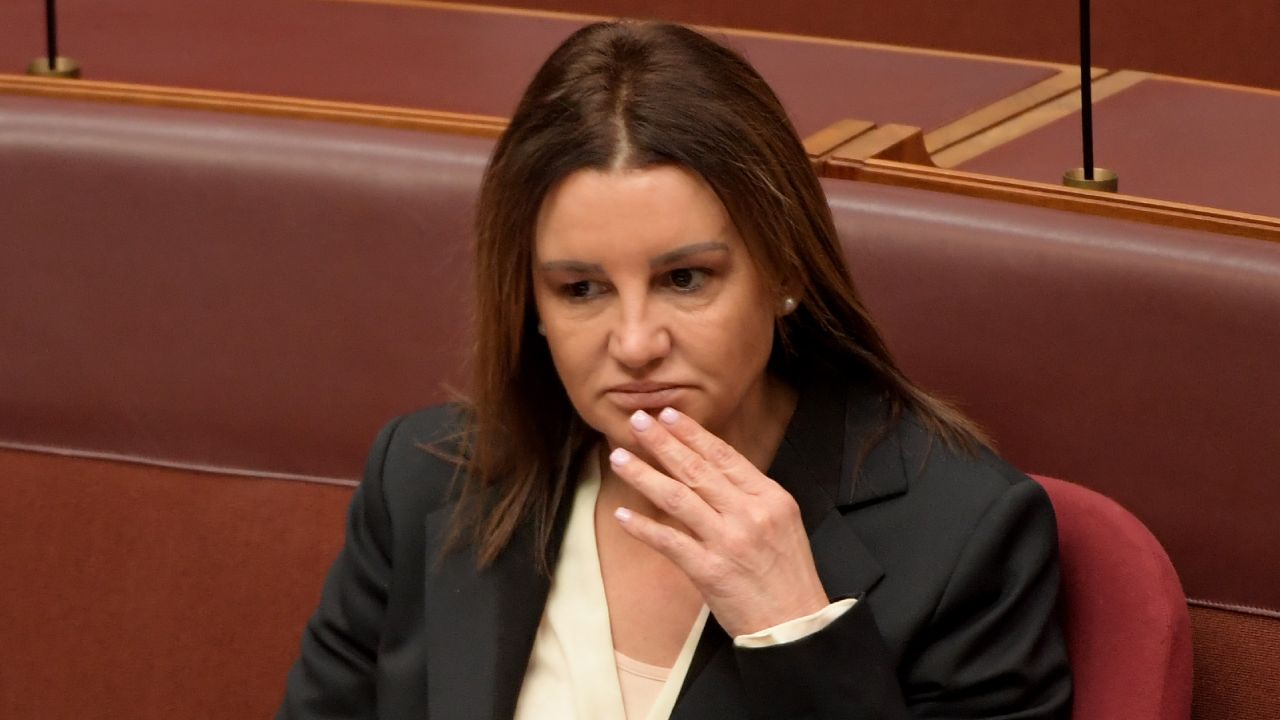 “For goodness’ sake”: Jacqui Lambie blasts Labor’s deal with the Coalition