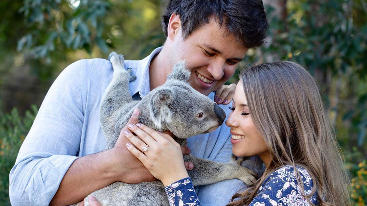 Bindi Irwin shows off stunning engagement ring in slithery new snap