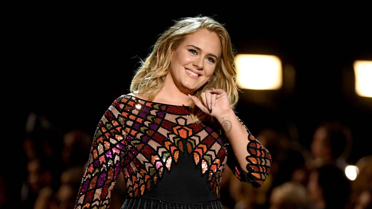 Adele shows off incredible weight loss transformation