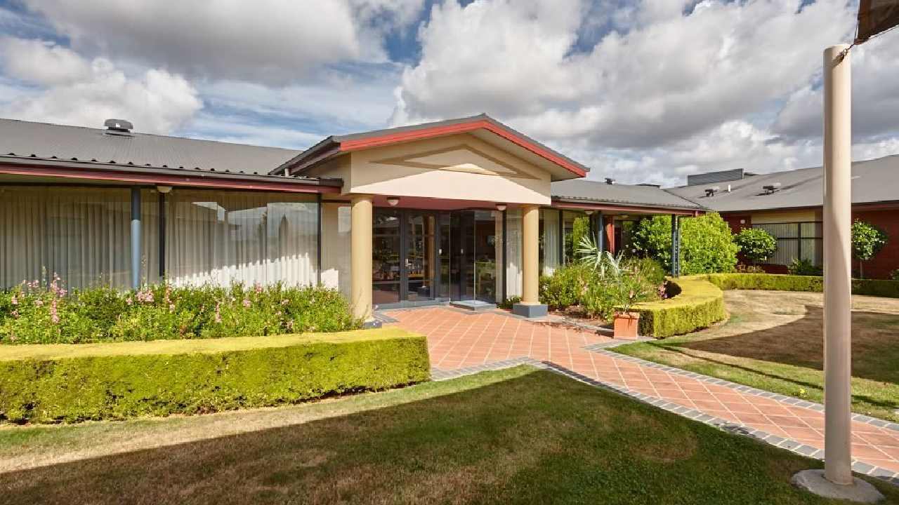 Woman slams aged care facility over husband’s maltreatment