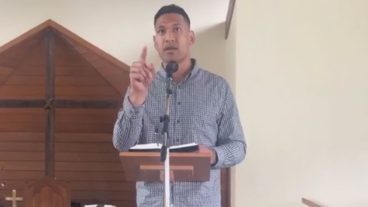 “God is speaking to you”: Israel Folau preaches that bushfires and drought are God’s punishment for abortion and same-sex marriage  