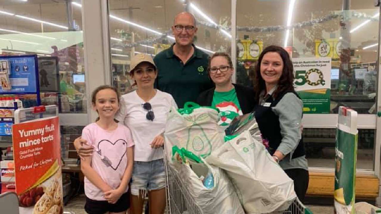 "We were all in tears": Mum reveals Woolworths’ display of kindness after bushfire tragedy
