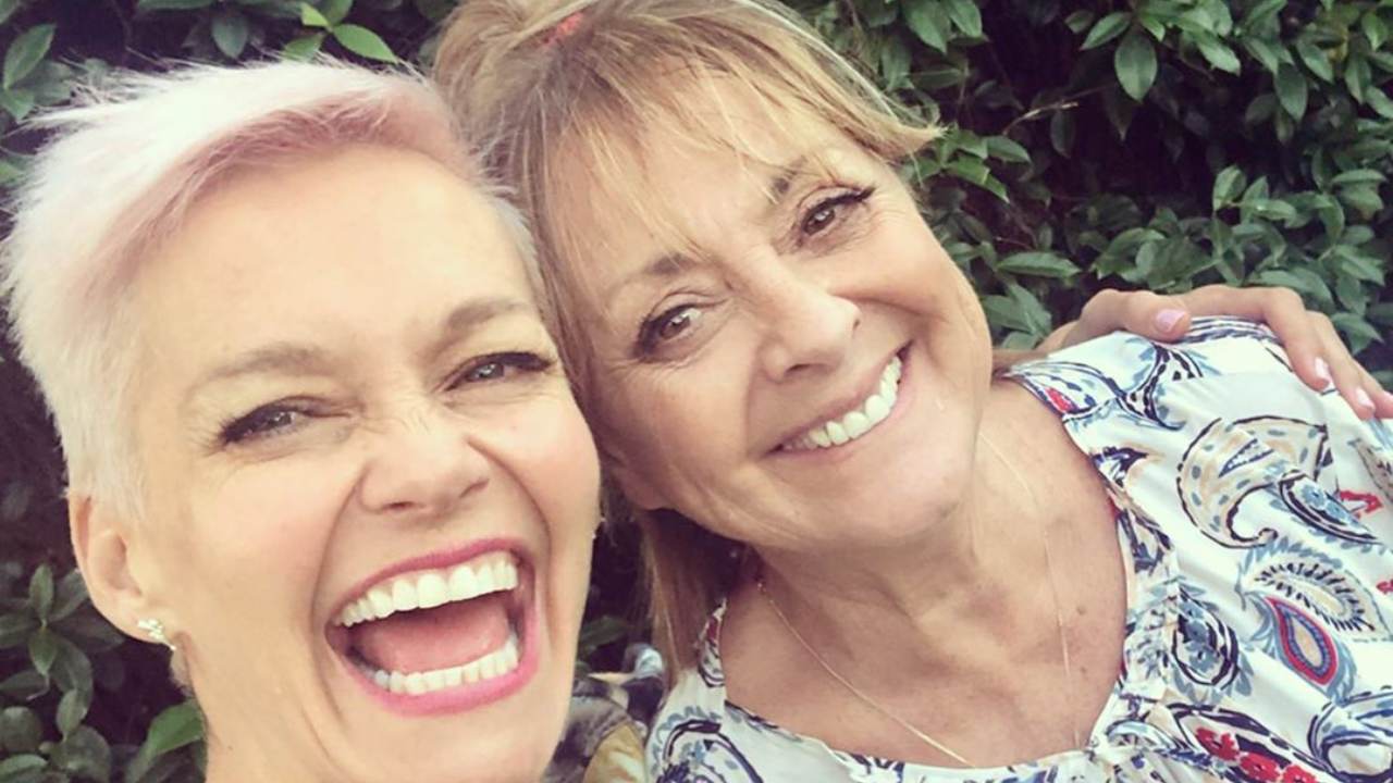 Jessica Rowe shares sweet pic with Denise Drysdale