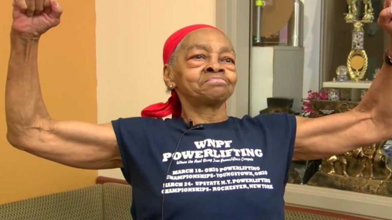 “he Picked The Wrong House To Break Into” 82 Year Old Bodybuilding