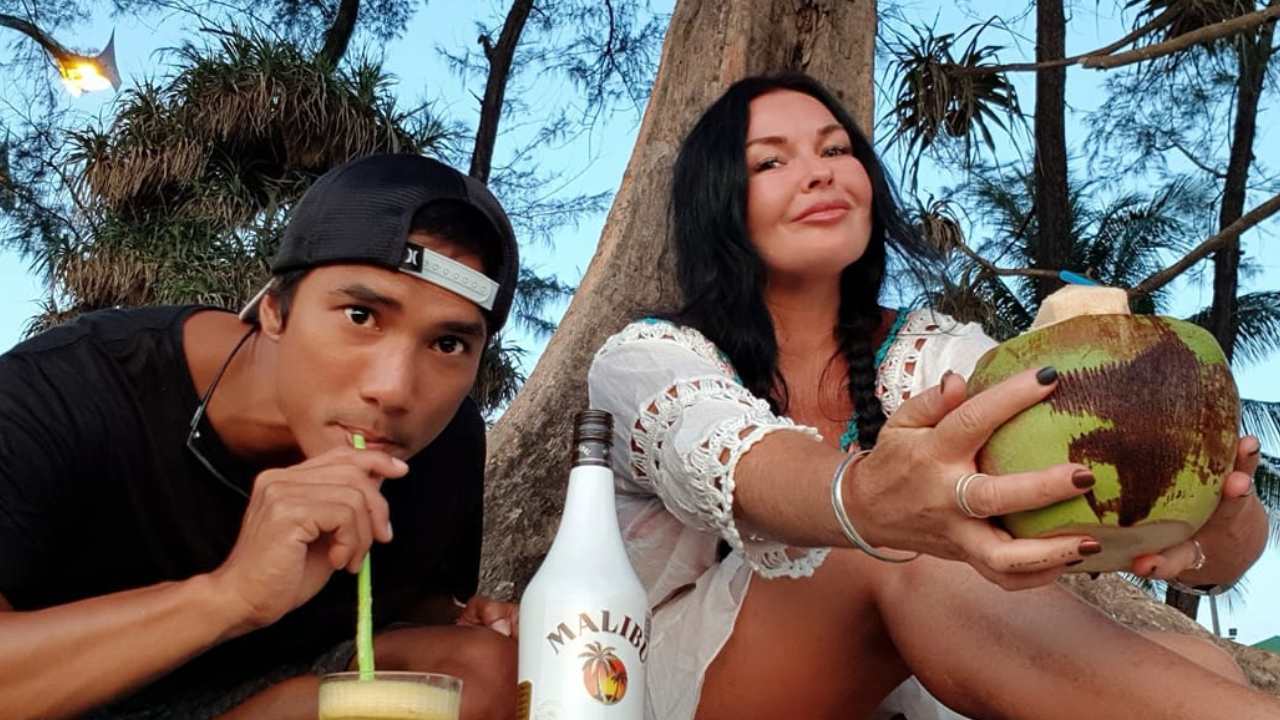 Good news for Schapelle Corby as eagle-eyed fans spot a potential engagement ring