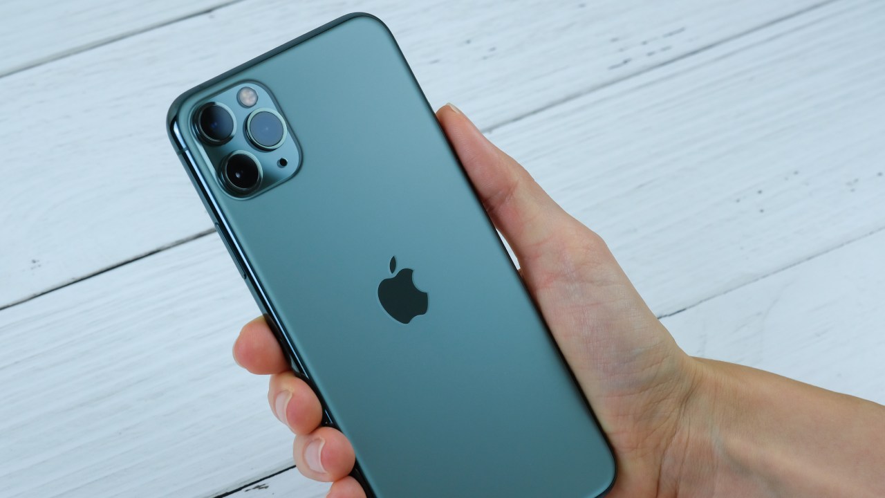 iPhone 11 pro models reportedly sending data to Apple despite permissions being turned off