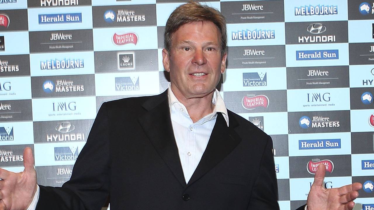 Sam Newman has shocking new theory on how Aussies should combat bushfire crisis