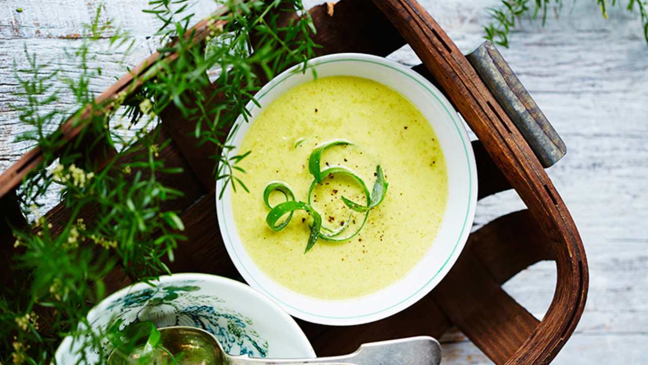 Garden-fresh asparagus soup