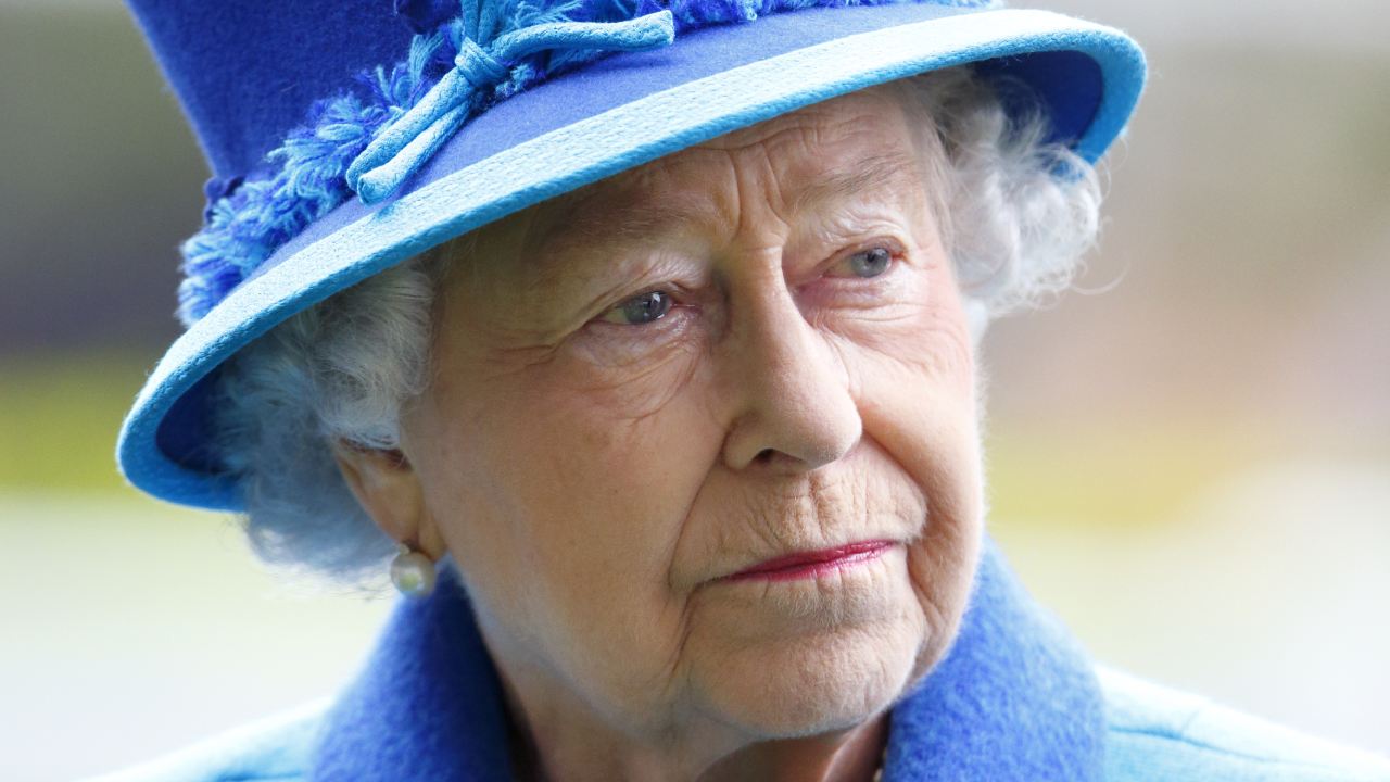 “Rather hurtful”: Queen “doesn’t want to talk about” Megxit drama
